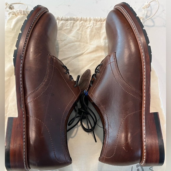 ARIAT brown leather lace ups (NEW) - Picture 5 of 15